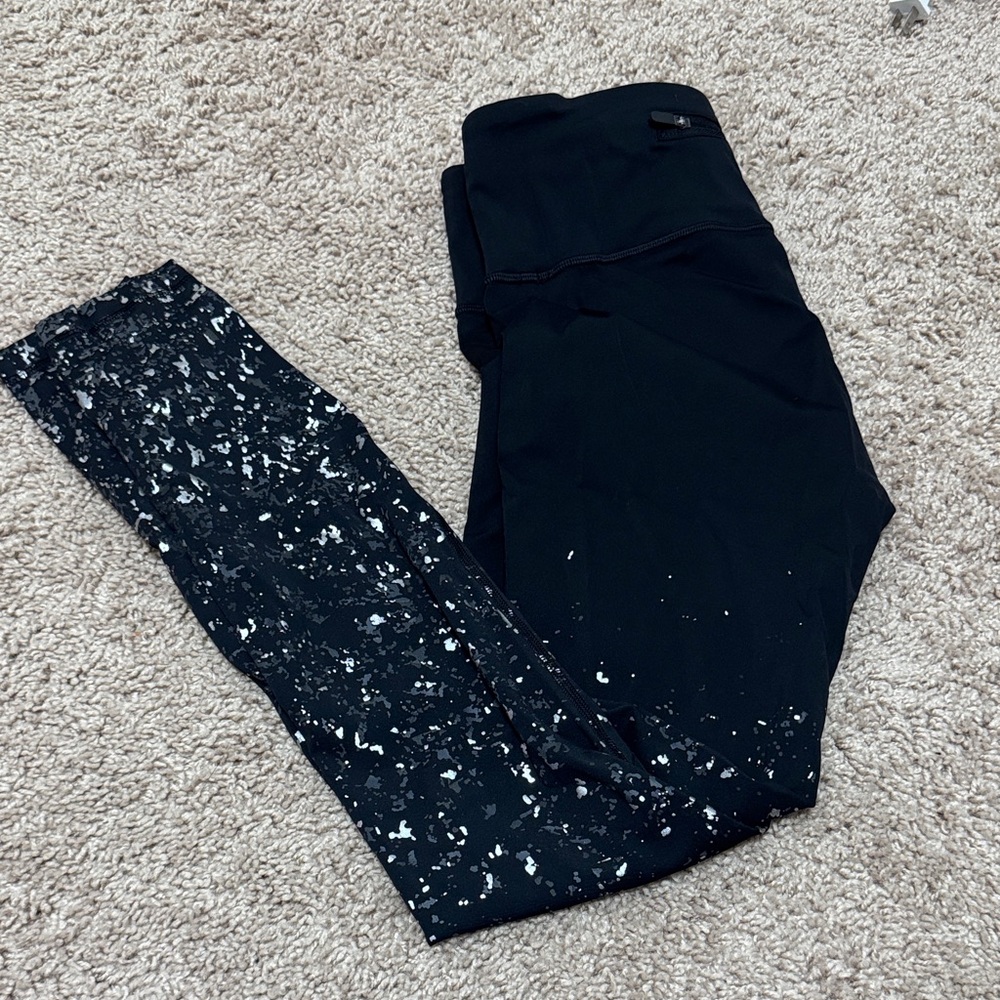 Lululemon Athletica Black and White Patterned Leggings